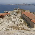 Appartement Bleu Caraibes T4 Proche Gare Et Vieux Port
